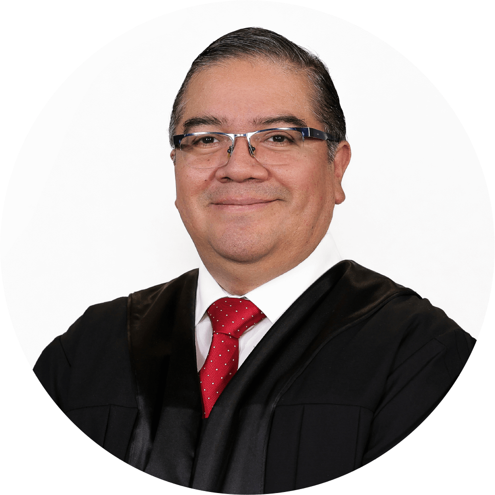 ministro Irving Espinosa Betanzo